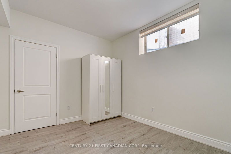 2808 Heardcreek Tr  London, N6G 0W1 | Image 35