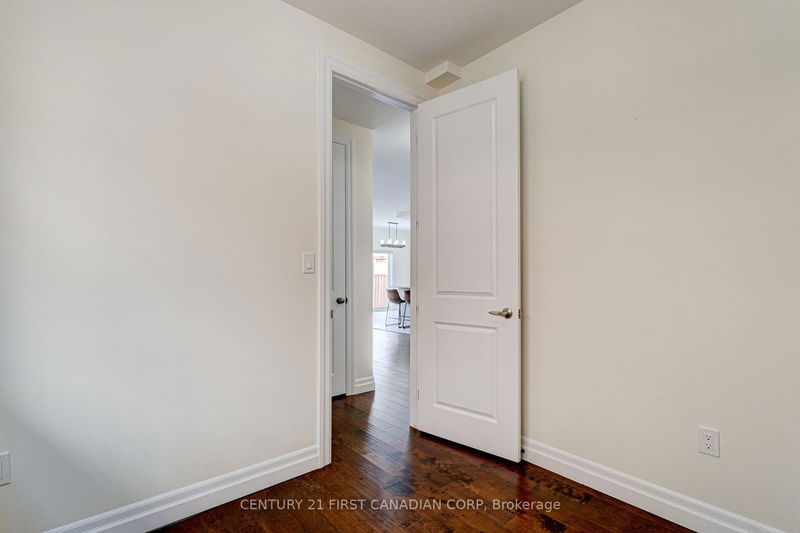 2808 Heardcreek Tr  London, N6G 0W1 | Image 4