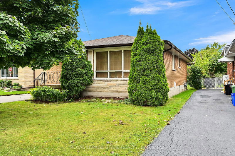 56 Moxley Dr  Hamilton, L8T 3Y7 | Image 2