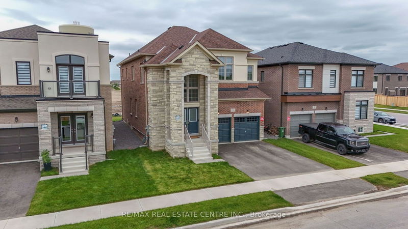 8 Pond View Gate  Hamilton, L8B 2A1 | Image 4