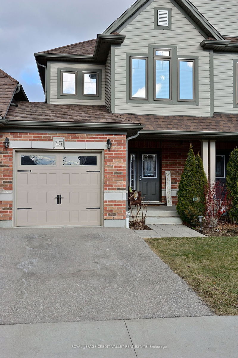 207 Eden Oak Tr  Kitchener, N2A 0H6 | Image 2