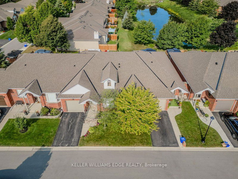 home for sale on 17 Northernbreeze Street