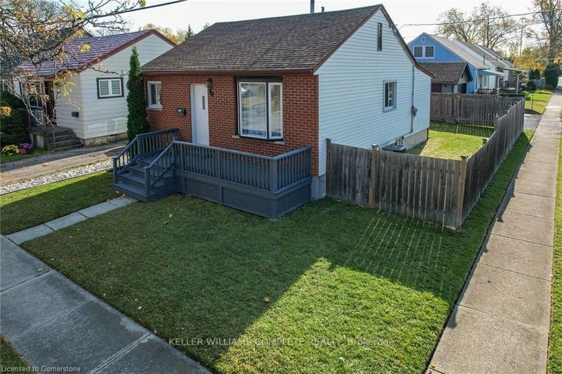 home for lease on 6 Homewood Avenue