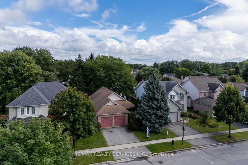 757 Guildwood Blvd  London, N6H 5G2 | Image 2