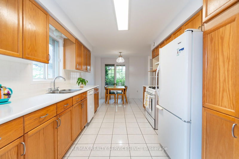 757 Guildwood Blvd  London, N6H 5G2 | Image 6