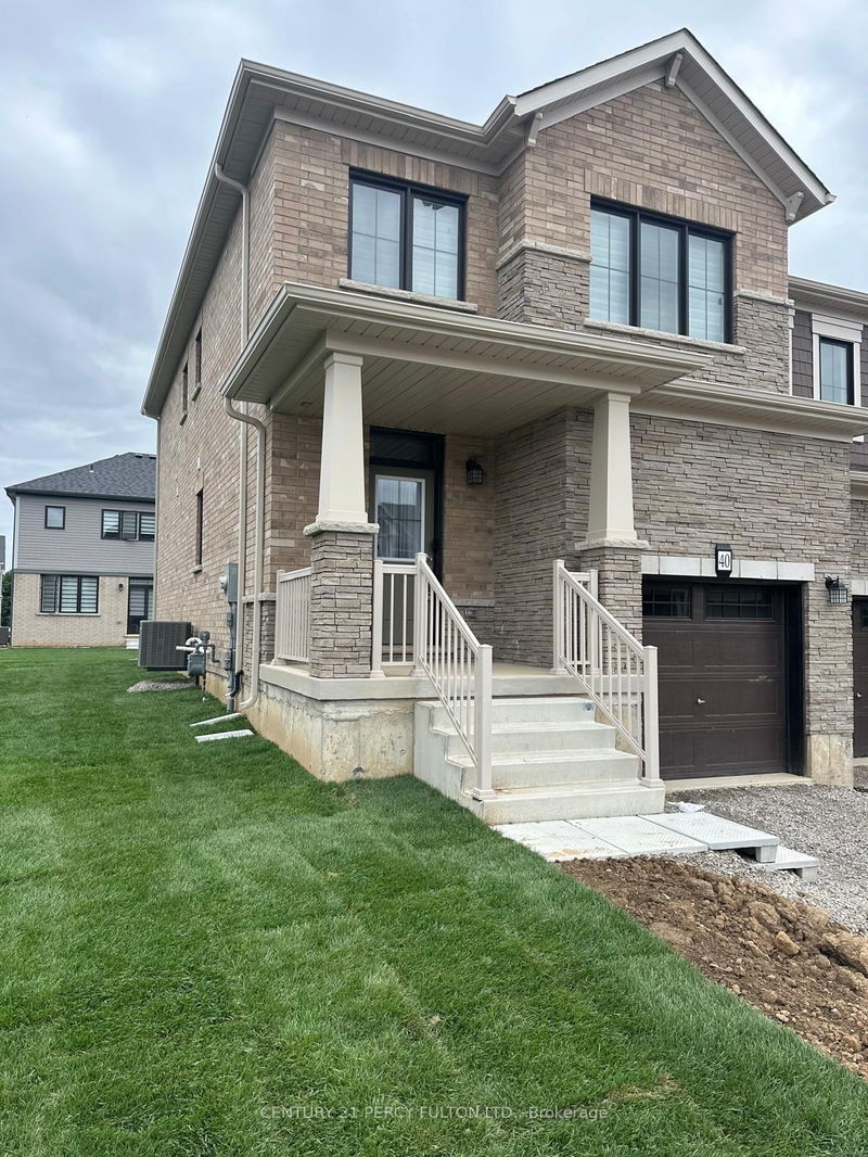 home for lease on 40 Lonsdale Road