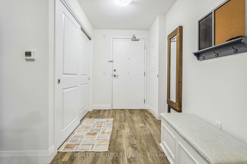  220 - 1 Redfern Ave  Hamilton, L9C 0E6 | Image 3