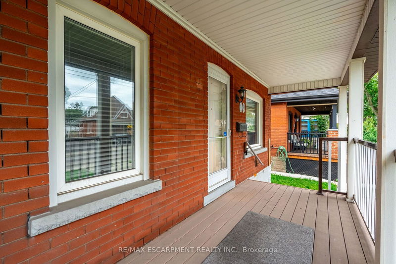 19 GRAHAM Ave N Hamilton, L8H 4J6 | Image 3