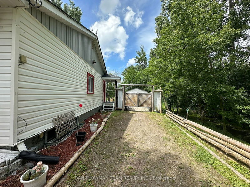 2 Driftwood Cres  Kawartha Lakes, K9V 4R4 | Image 30