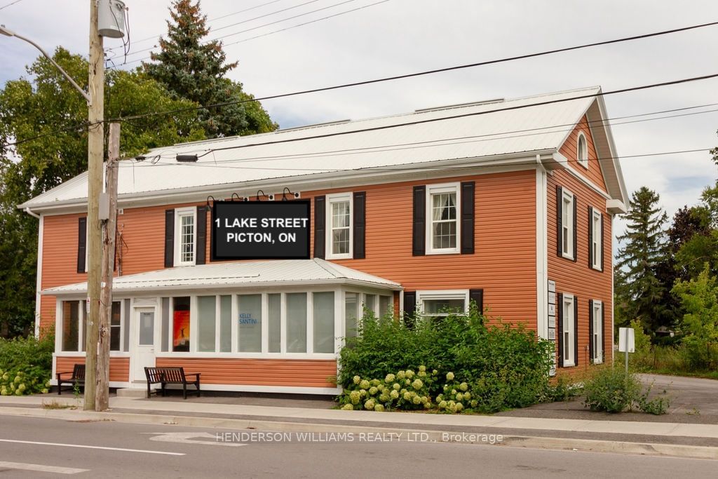 Building at 1 Lake Street, Prince Edward County, Picton