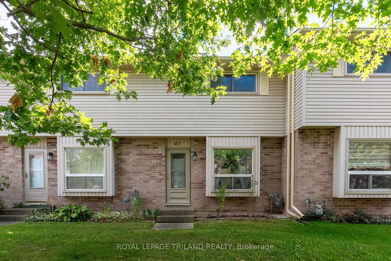 home for sale on 47-226 Highview Avenue W
