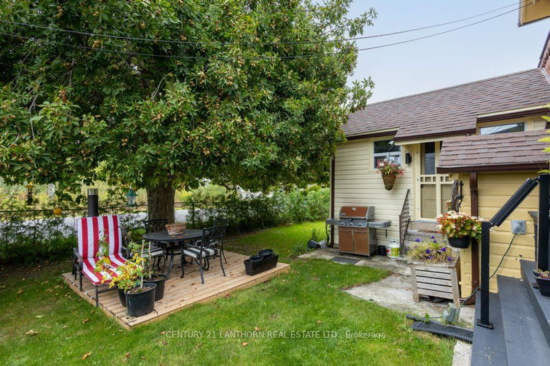 32 Hollen St  Quinte West, K8V 4G7 | Image 6