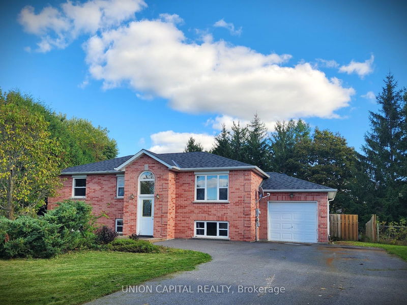 15 Sarah Cres  Kawartha Lakes, K0L 2W0 | Image 1