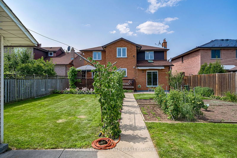 50 Shadeland Cres  Hamilton, L8G 4Y2 | Image 31