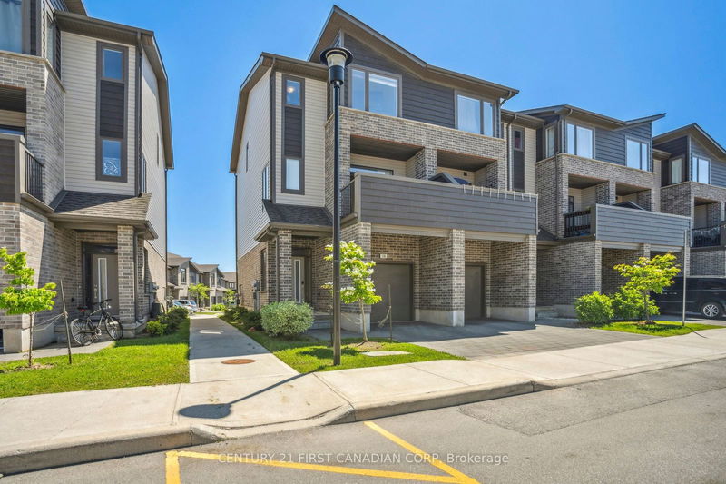  18 - 2070 Meadowgate Blvd  London, N6M 1K1 | Image 1