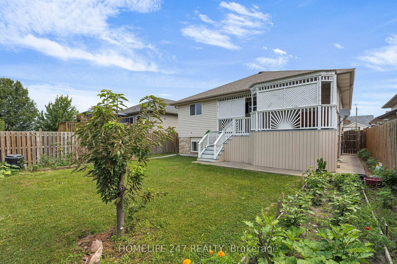 Listing Image 6