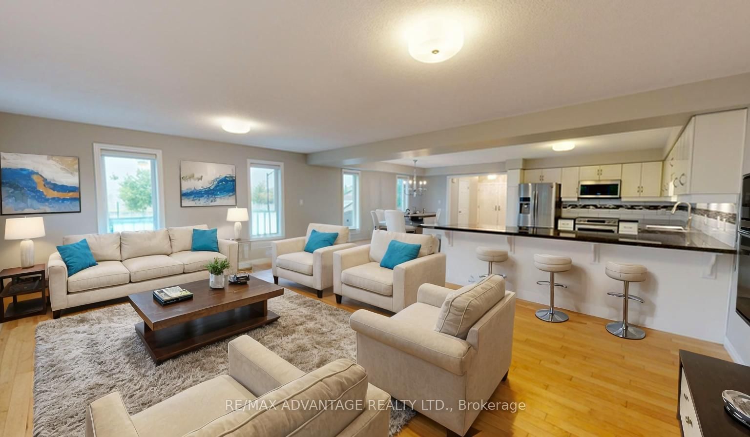 Listing Image 7