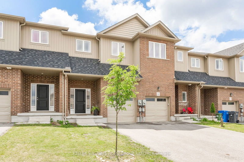 124 Summit Ridge Dr  Guelph, N1E 6X2 | Image 2