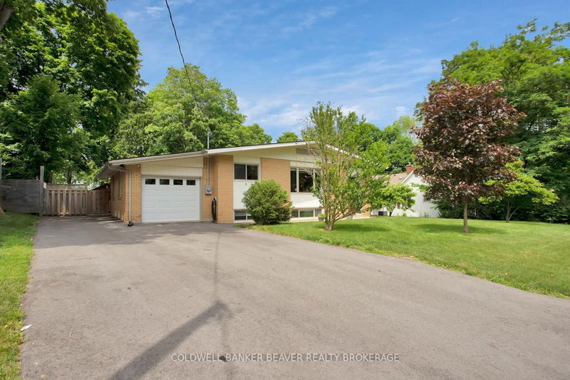 home for sale on 5 Wellington Street