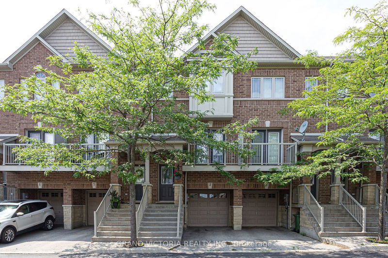 home for lease on 4-25 Viking Drive