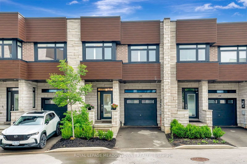  20 - 35 Midhurst Hts  Hamilton, L8J 0K9 | Image 1