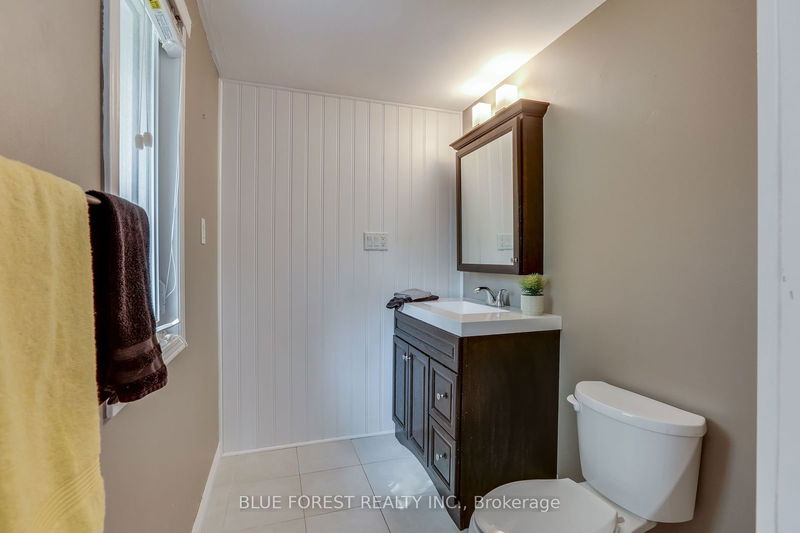 12 Somerset Cres  London, N6K 3M2 | Image 26