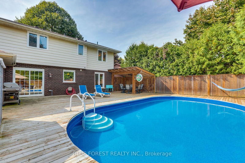 12 Somerset Cres  London, N6K 3M2 | Image 32