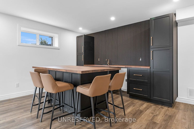 985 Audrey Pl  Kitchener, N2E 0B5 | Image 33