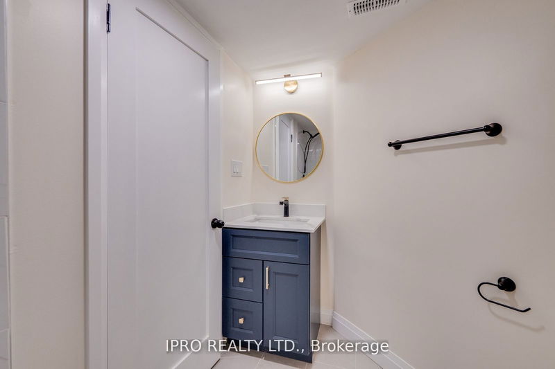 567 HALBERSTADT Circ  Cambridge, N3H 5J5 | Image 33