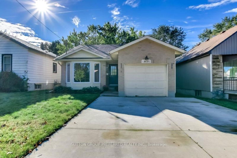 home for sale on 1631.5 Churchill Avenue