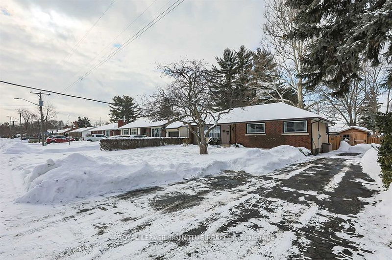 home for lease on 45 Aquadale Drive