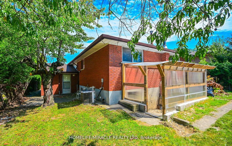 6 Glenmurray Crt S Hamilton, L8K 5Y4 | Image 30