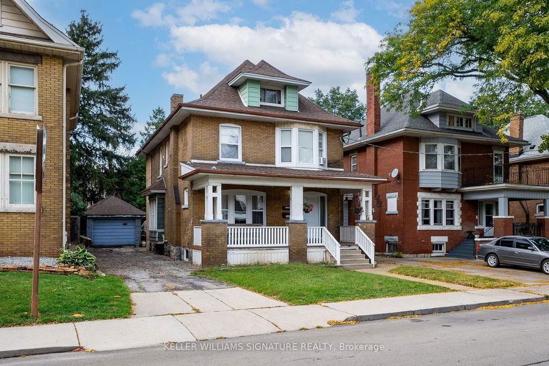 112 Leinster Ave S Hamilton, L8M 3A3 | Image 1