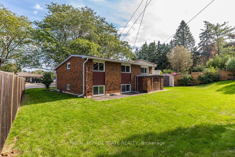 10 Vera Crt  Hamilton, L8K 4G8 | Image 20