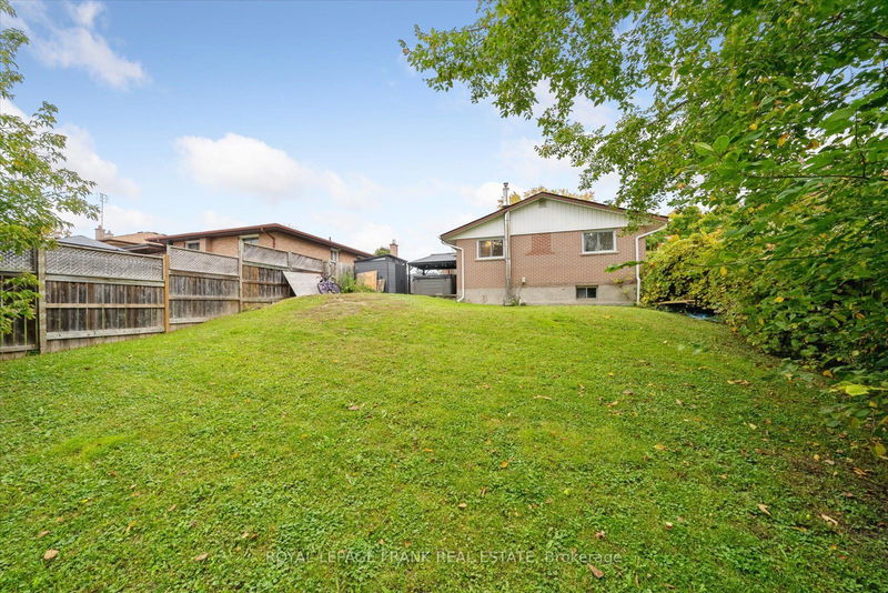 262 Riverview Hts  Peterborough, K9J 1B2 | Image 27