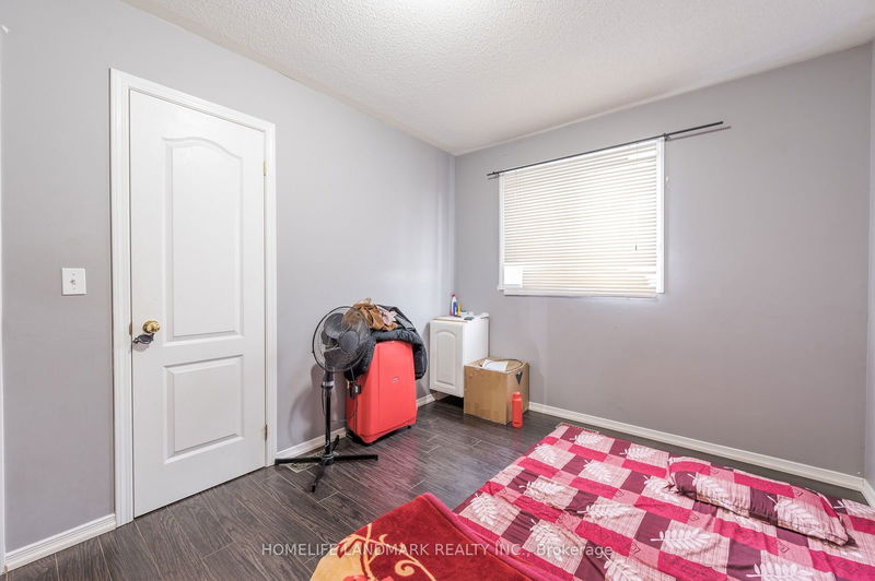 640 Clancy Cres  Peterborough, K9K 2S3 | Image 25