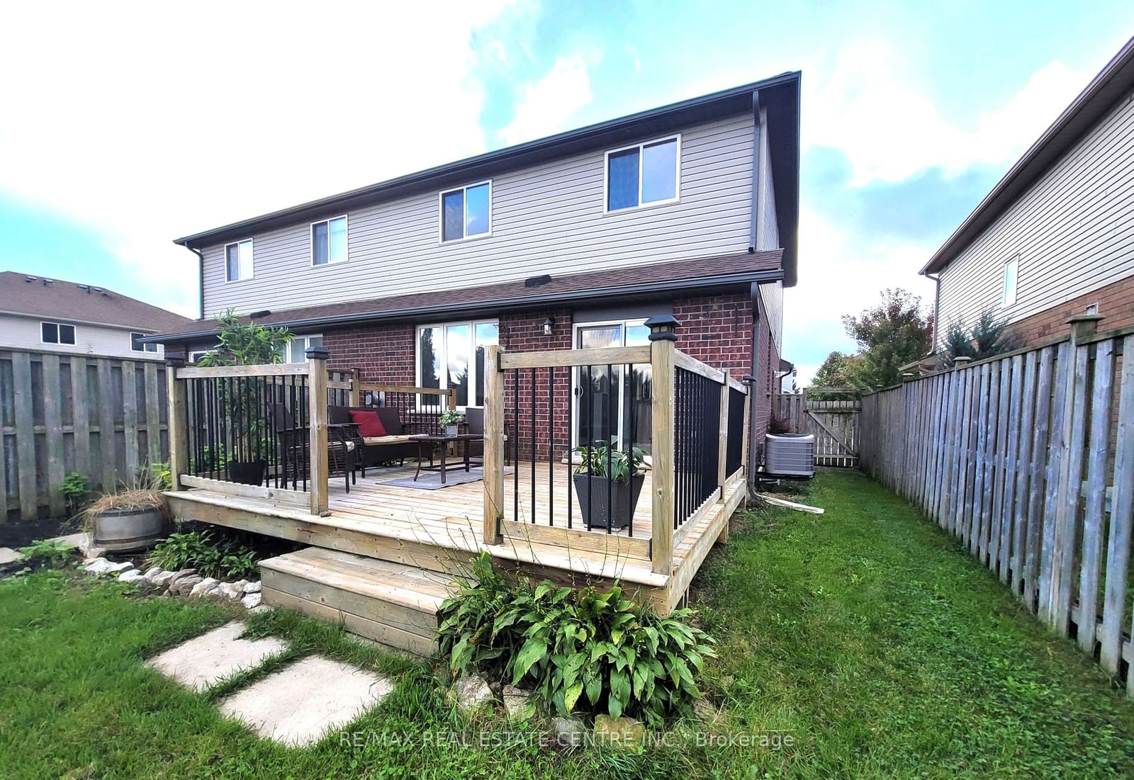 Listing Image 12