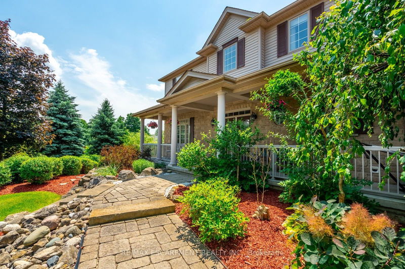 5 Maryheather Cres  Hamilton, L8B 0Z6 | Image 3