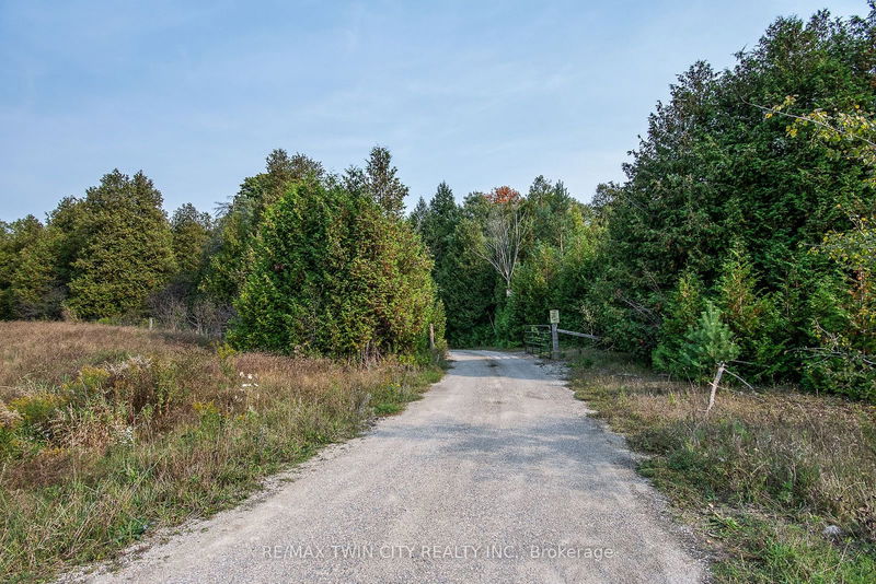 721 Stone Rd E Guelph, N1L 1B7 | Image 16