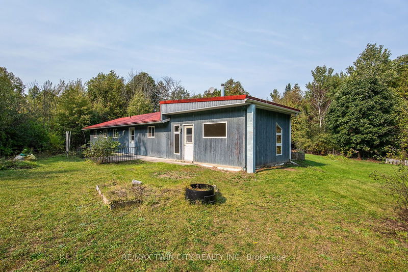 721 Stone Rd E Guelph, N1L 1B7 | Image 5