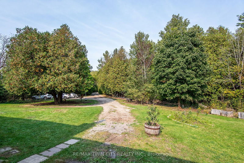 721 Stone Rd E Guelph, N1L 1B7 | Image 8