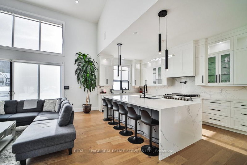 118 Barton Blvd, Blue Mountains, N0H 1J0 | Image 3