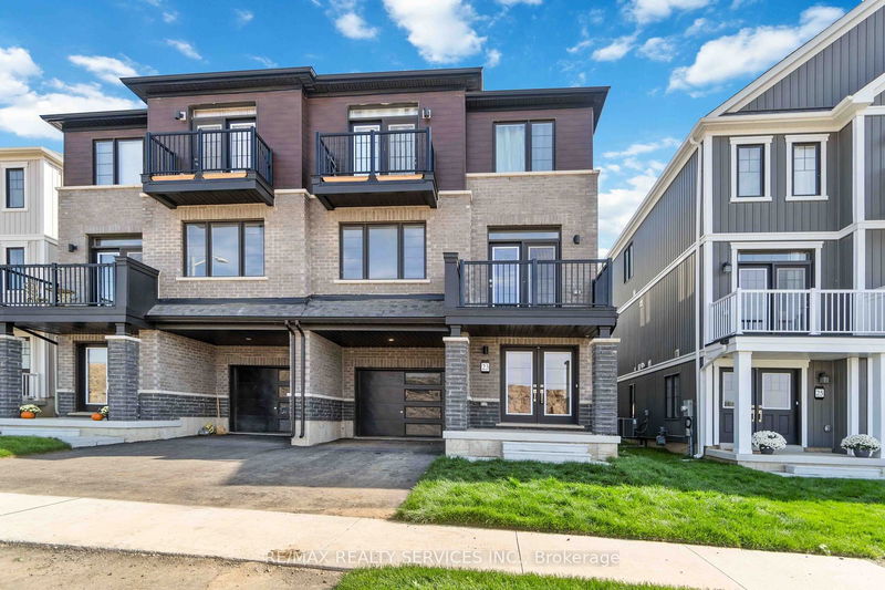 home for lease on 23 Central Market Drive