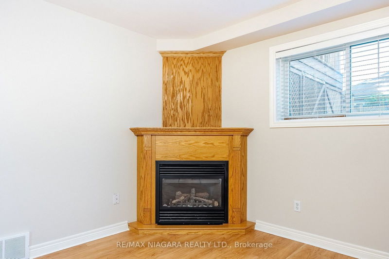 65 Arbour Glen Dr  St. Catharines, L2W 1C6 | Image 22