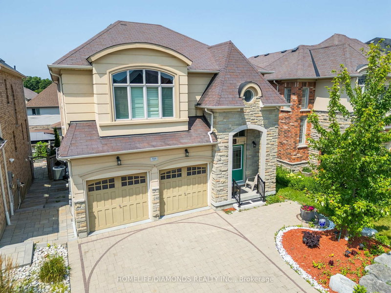 584 PINERY Tr, Waterloo, N2V 2Y3 | Image 2