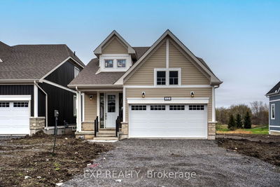 12 Oakmont Dr  Loyalist, K0H 1G0 | Image 1