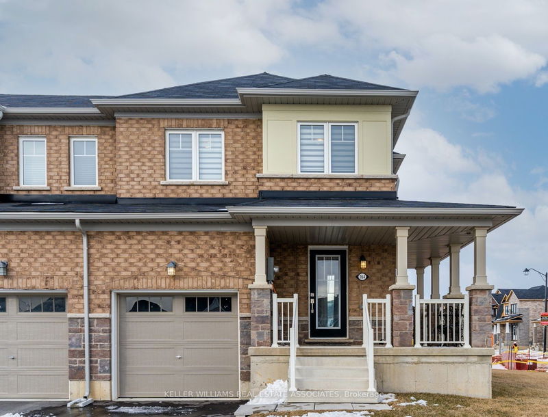 home for lease on 164 Maclachlan Avenue