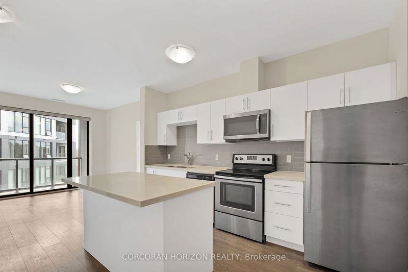 home for lease on 418-690 King Street N