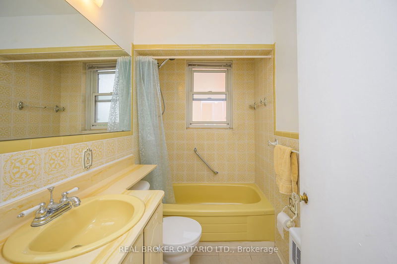 5 East 36TH St  Hamilton, L8V 3Y6 | Image 13