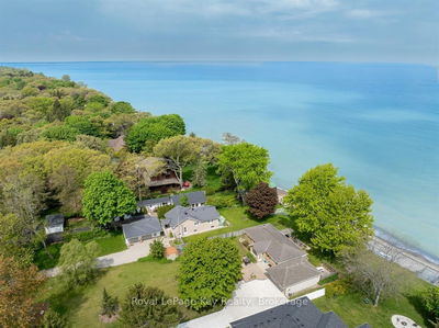 2084 Lakeshore Rd, Sarnia - Sarnia image-0-1